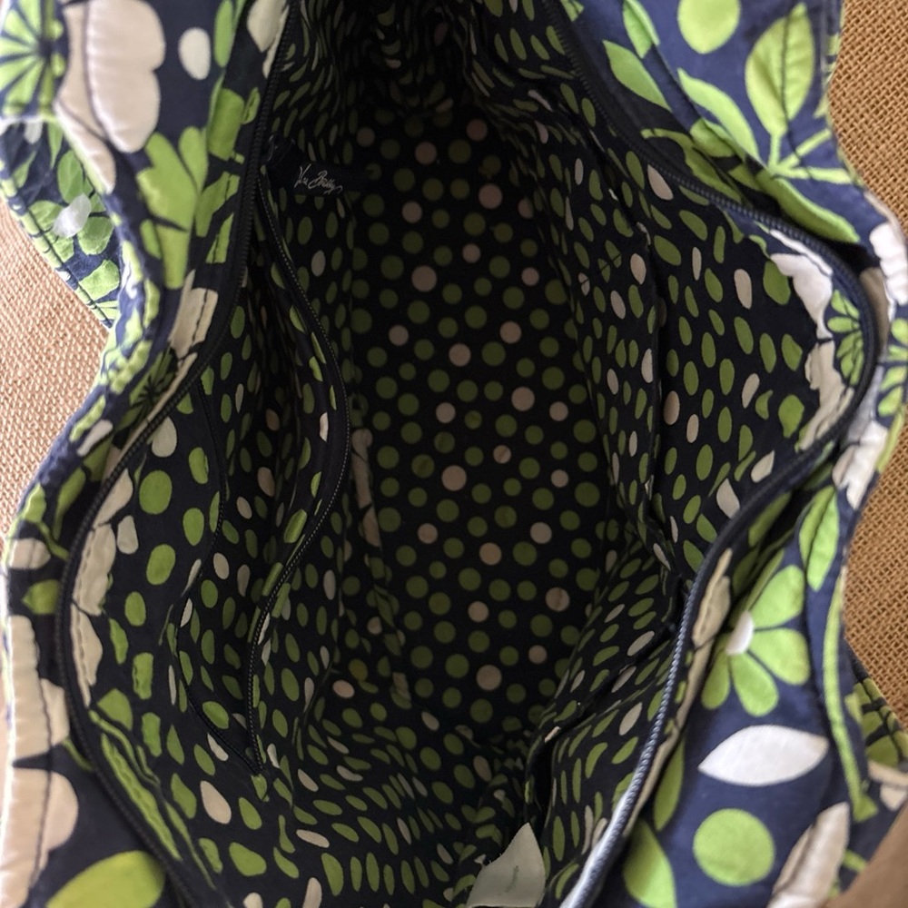 Vera Bradley Pleated Tote "Lucky You” Zippered Large Bag Tons Of Pockets Retired - Picture 5 of 6